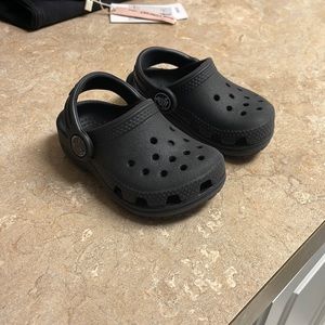 Black Crocs Size 4C- good condition!